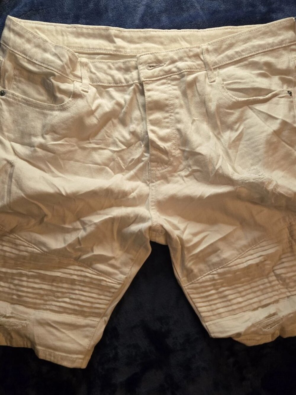 Denim & Co. Men's 36 Slim Fit White Moto Distressed Shorts